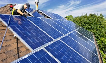 Benefits of Working with Solar Companies for Your Home or Business