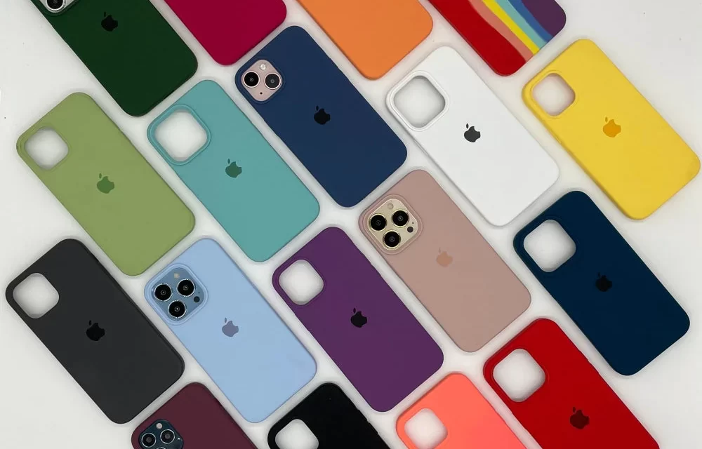 Couples’ matching phone cases: 11 design ideas