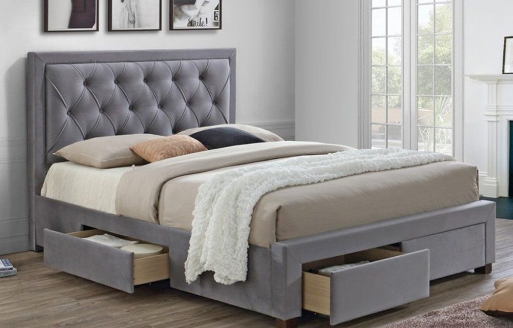 Divan Beds: How to Style Them for a Luxe Hotel-Like Bedroom