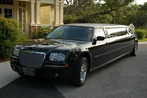 How To Choose The Right Hopedale MA Limo Service For Your Prom Night